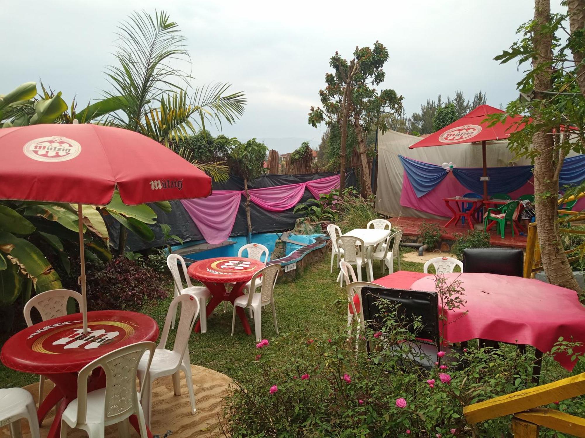 Colours Club And Spa Kigali Exteriér fotografie