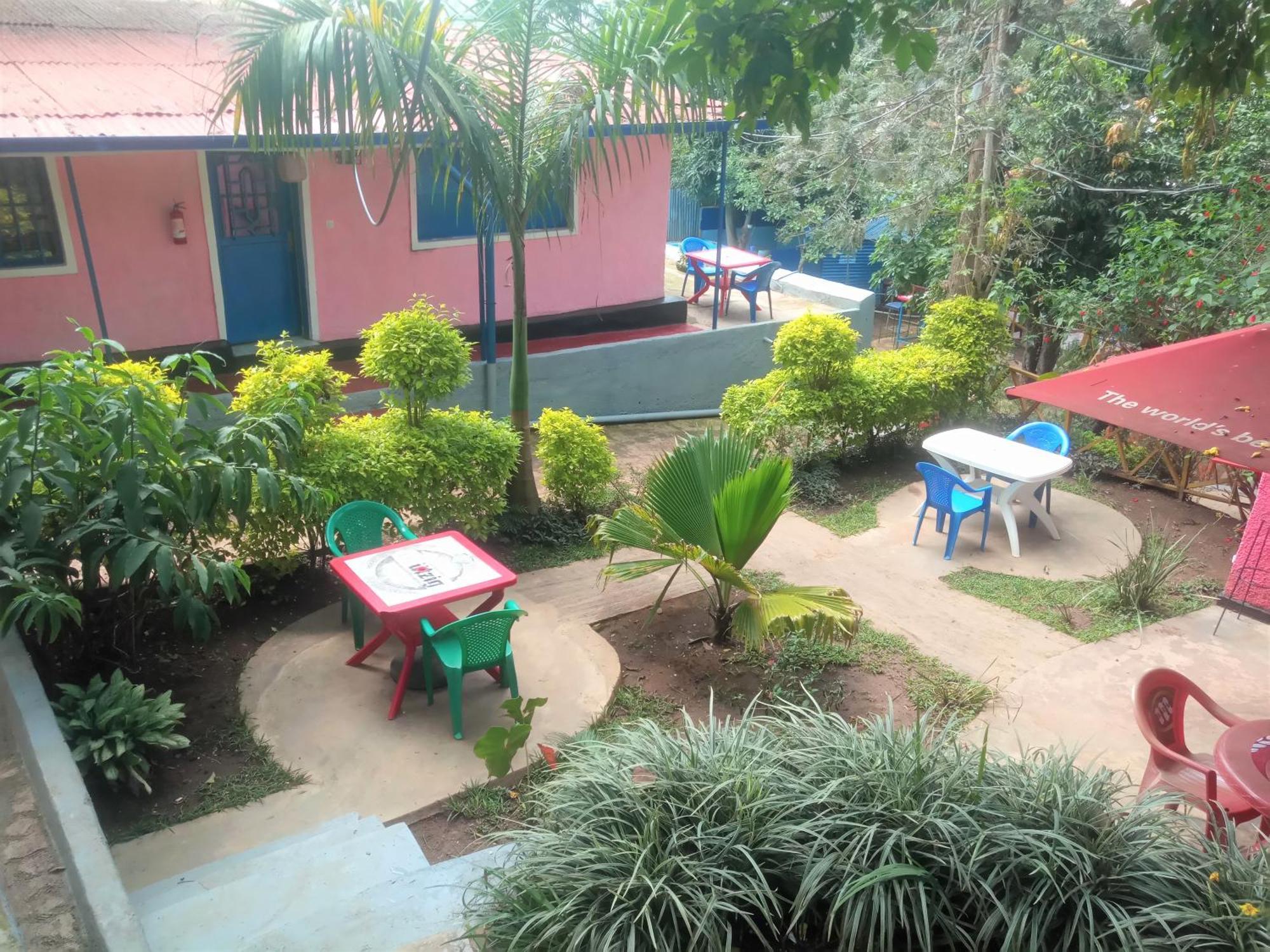 Colours Club And Spa Kigali Exteriér fotografie